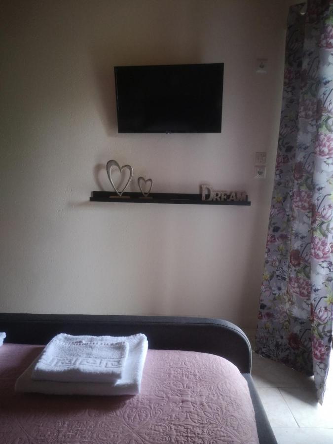 Achillion B&B Paralía Skotínis Kültér fotó