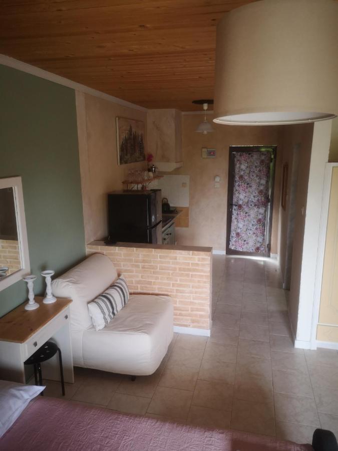 Achillion B&B Paralía Skotínis Kültér fotó