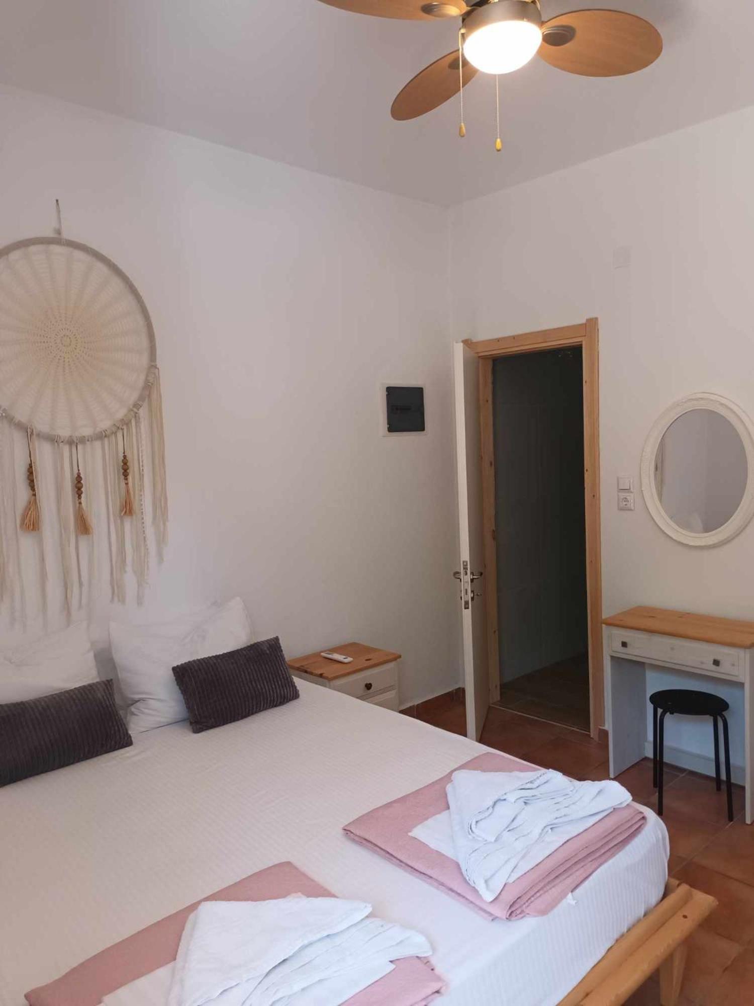 Achillion B&B Paralía Skotínis Kültér fotó