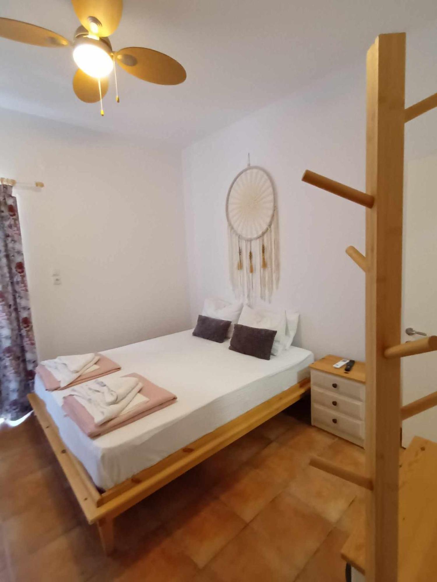 Achillion B&B Paralía Skotínis Kültér fotó